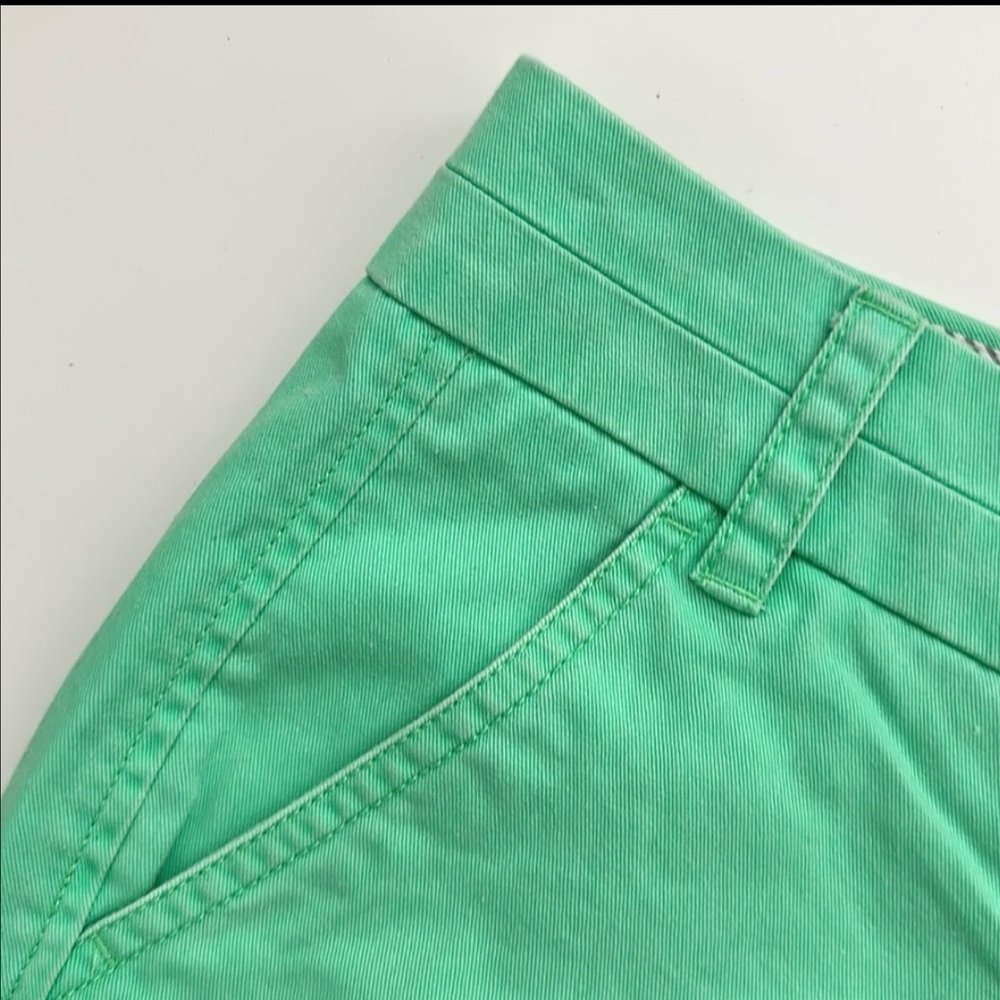 J CREW | Chino Shorts | Green | Size 6 - Picture 3 of 8